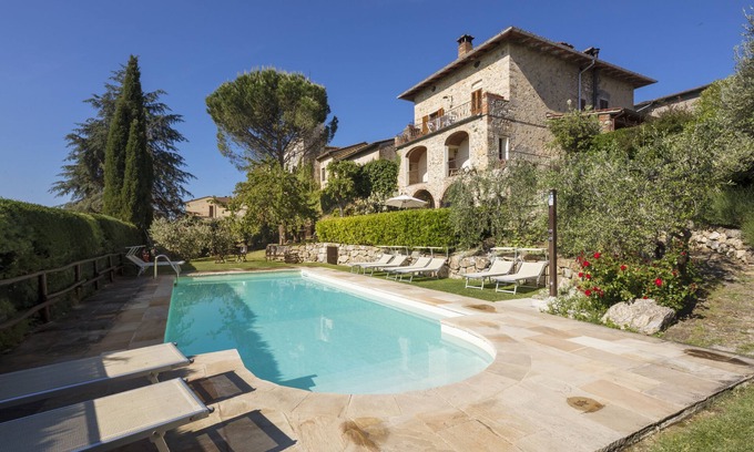 Castel San Gimignano Apartment | Edera Apartment in a small tuscan village of San Gimignano Municipality