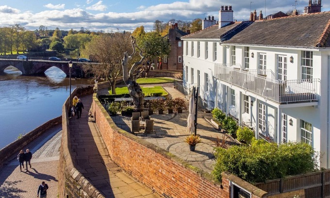 Chester Cottage | EDGAR HOUSE, pet friendly, luxury holiday cottage in Chester
