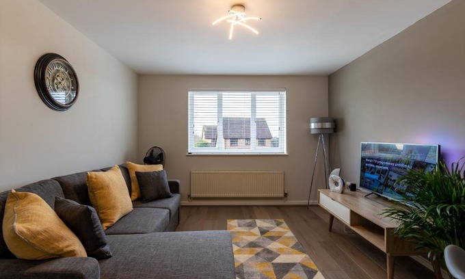 Setchey Apartment | Edge of Town Luxury