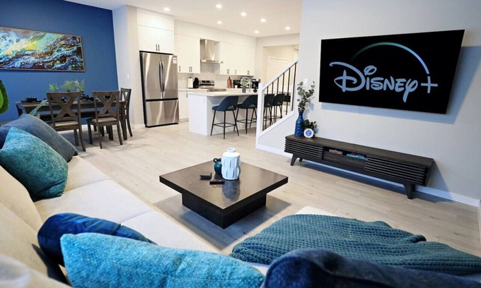 West Edmonton House | Edgemont Escape |A/C|Groups|River Cree|WEM|Disney+