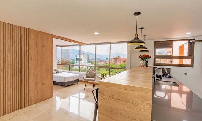 La Aguacatala Apartment | Edificio Alcazar de Oviedo BY Host Medellin