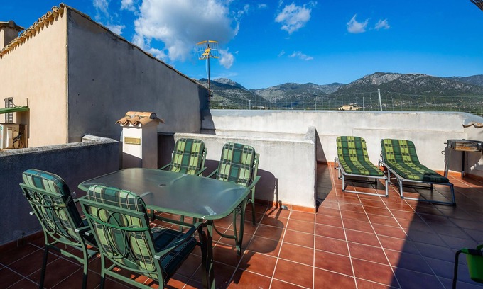 Moscari Apartment | Edificio duplex can roses