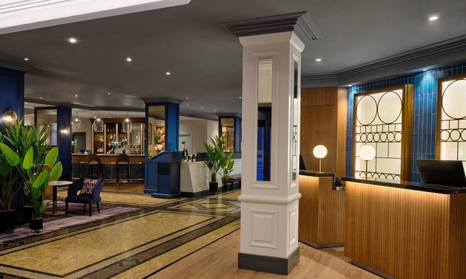 Old Town Hotel | Edinburgh Marriott Hotel Holyrood