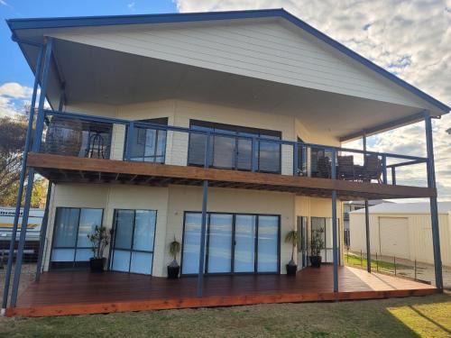 Melville House | Edithburgh Sea Views