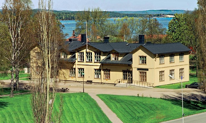 Karlsborg Bed & Breakfast | Ediths Pensionat