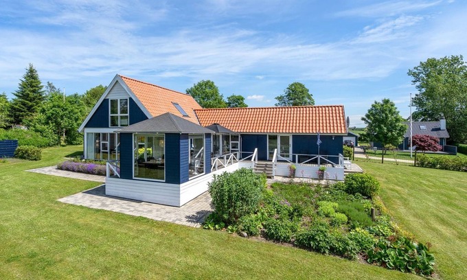 Hjarbæk House | "Edvia" - 700m to the inlet by Interhome