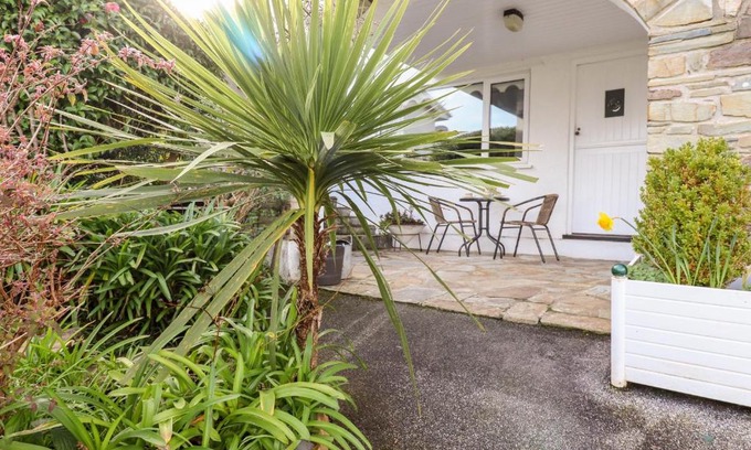 Portmellon Apartment | EdyVean