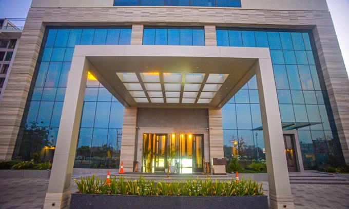 Bhavnagar Hotel | Efcee Sarovar Premiere Bhavnagar