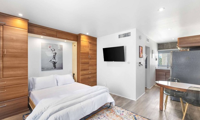 Roosevelt Condo | Efficient Design Concept - walk Roosevelt Row.