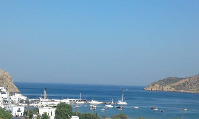 Kamares Hotel | Efharis