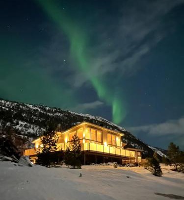 Ballangen House | Efjord and Stetind Resort - Cabin Stetind