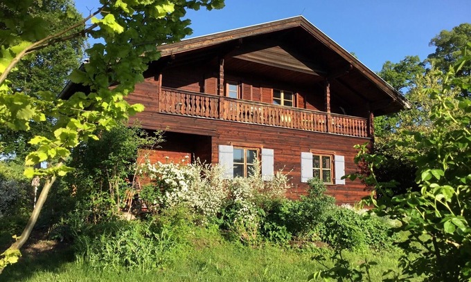 Riederau House | Ehem. Künstlerhaus mit Garten in Seenähe