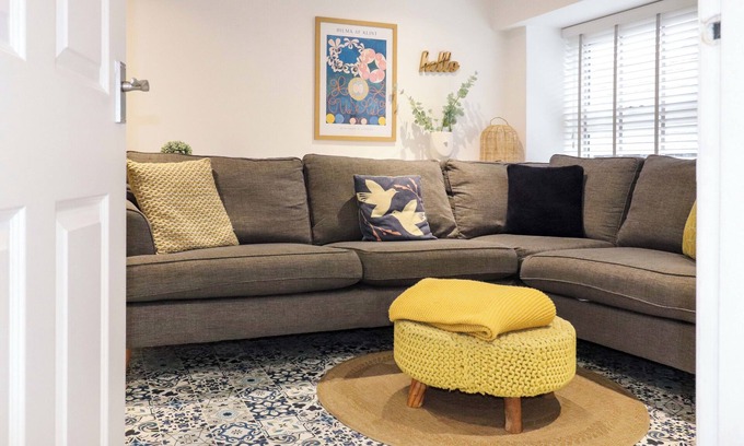 Cullen Cottage | EIDER COTTAGE, pet friendly, character holiday cottage in Cullen