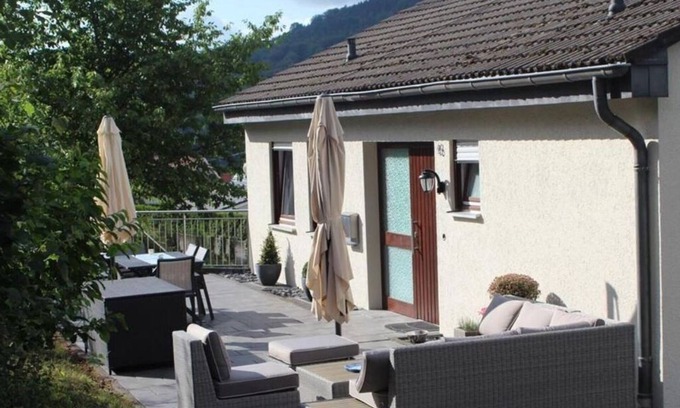 Holsthum Apartment | Eifel-Feriennest - 6-bed apartment shower/toilet, non-smoking