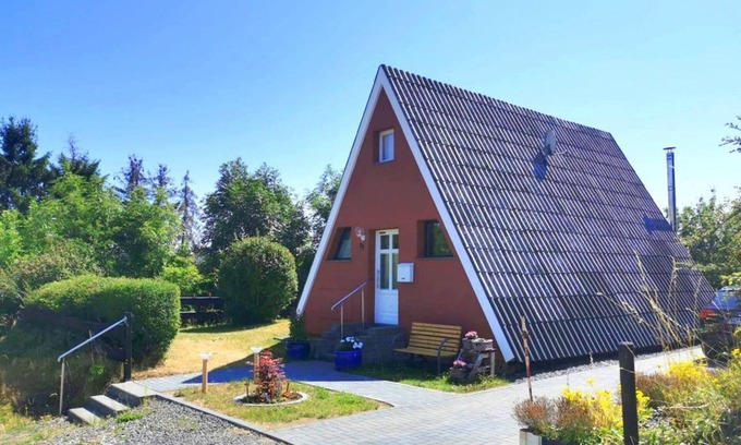 Dockweiler House | Eifelferienhaus Wald- und Wiesenblick - 4-bett-ferienhaus Dusche/wc, 2 Schlafräume