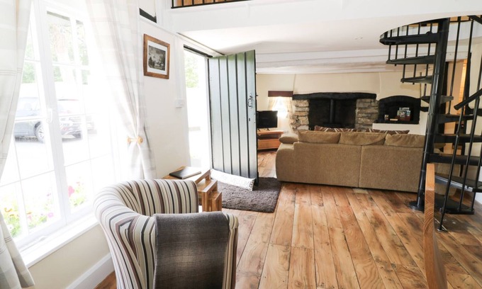 Hereford Cottage | EIGHTLANDS, romantic, luxury holiday cottage in Hereford