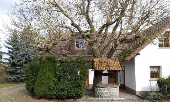 Schonfeld House | Ein Bett im Kornfeld - Haus Weitblick - mit Innenpool