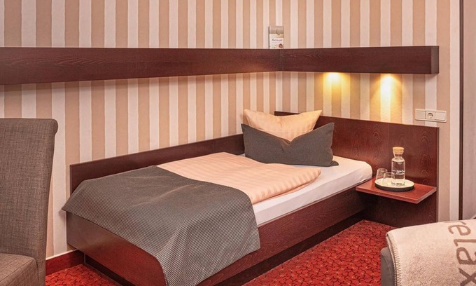 Eisenberg Bed & Breakfast | Einzelzimmer Komfort - Waldhotel