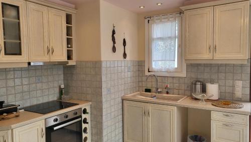 Steniai House | Eirini Home