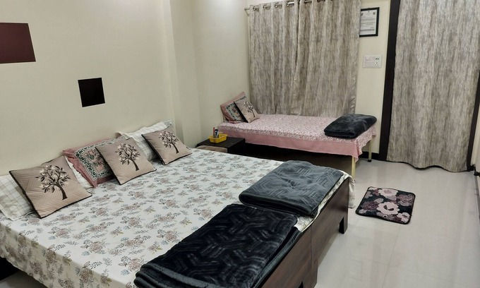 Ujjain Condo | Ekansh Homestay nUjjain