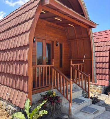 Jerowaru House | Ekas Rising Coffee And Cottages