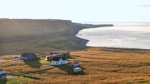 Vads House | Ekker Island Arctic Lodge
