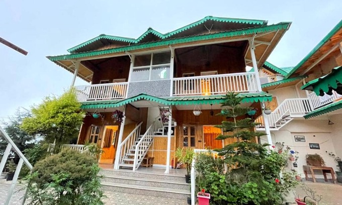 Bhowali Villa | EKO STAY - Oakwood Villa