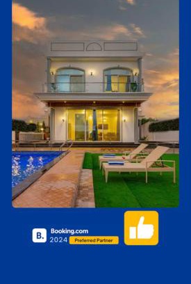 Atvan Villa | Ekostay Cliffside Villa I Mountain View