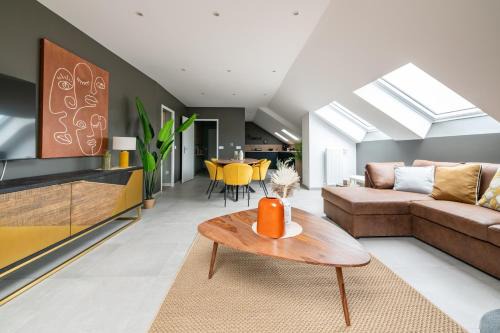 Saint-Germain-sur-Morin Apartment | Elégance Contemporaine