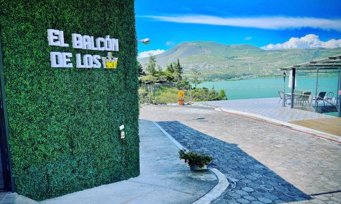 Ibarra Hotel | El Balcon de los Reyes