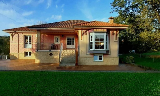 Escamplero House | El Camín Real
