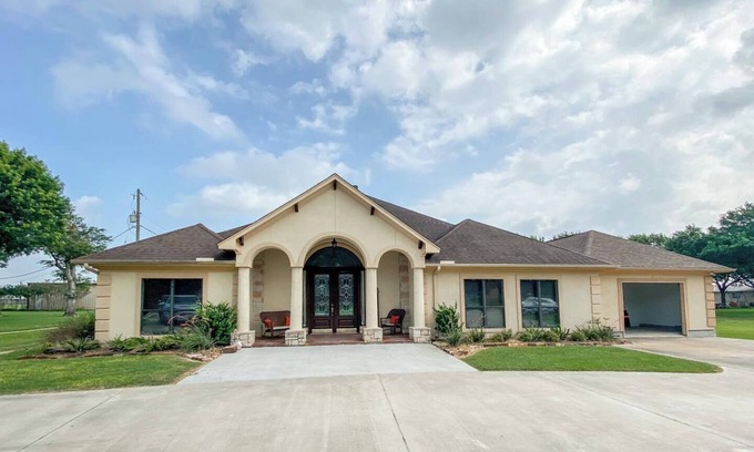 Danevang House | El Campo Vacation Home