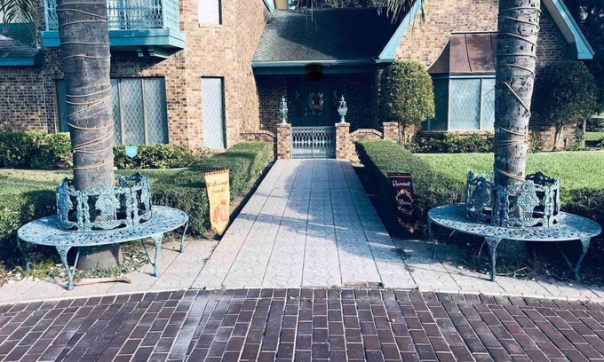 McAllen House | El Castillo (The Castle)