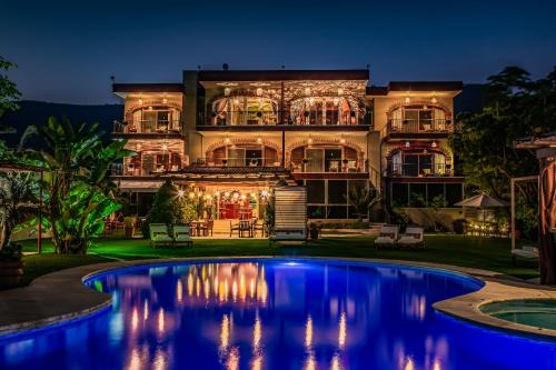 Chantepec Hotel | El Chante Spa Hotel