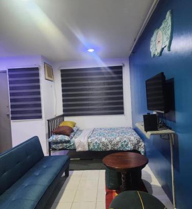 Balibago Bed & Breakfast | El Cozy Woody Near Enchanted Kingdom