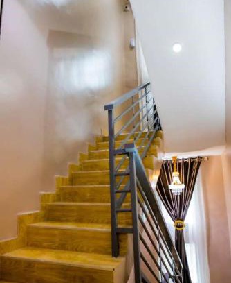 Oshodi-Isolo Hotel | El Elyon Hotel and Suites