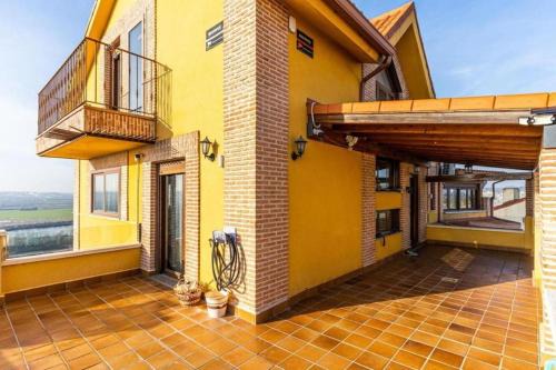 Titulcia House | El Mirador de Bayona
