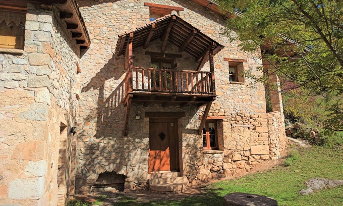 La Coma I la Pedra House | El Molí de Dalt: Old water mill in the middle of nature in the Catalan Pyrenees