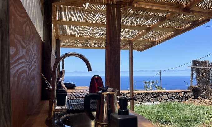 Santo Domingo Cottage | El Pajero, small country house with sea view and quiet location, close to the beach in summer