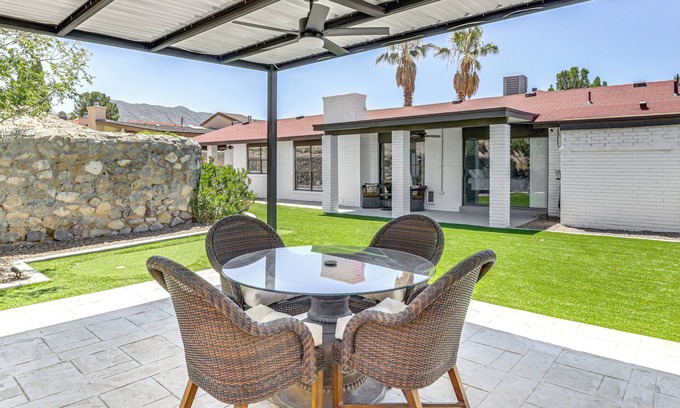 Bandolero - Tarascas House | El Paso Oasis Near Franklin Mountains State Park