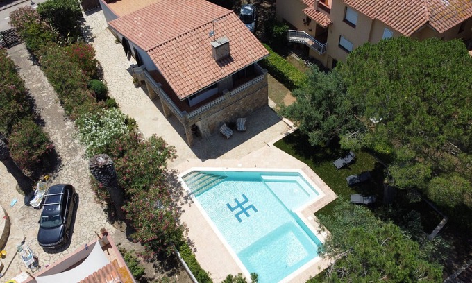 Mas Pinell Villa | El Perdal - private pool, A/C and large garden