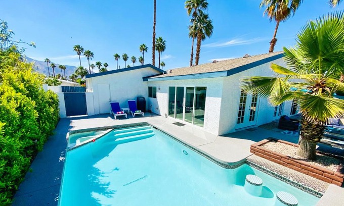Palm Springs House | El Placer Escape Permit# 4715