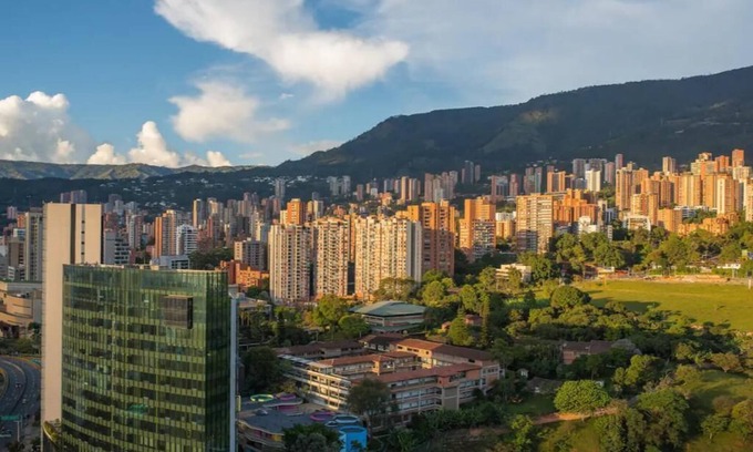 Itagui Apartment | El Poblado 3 Bedroom Luxury Apartment with Breathtaking Views