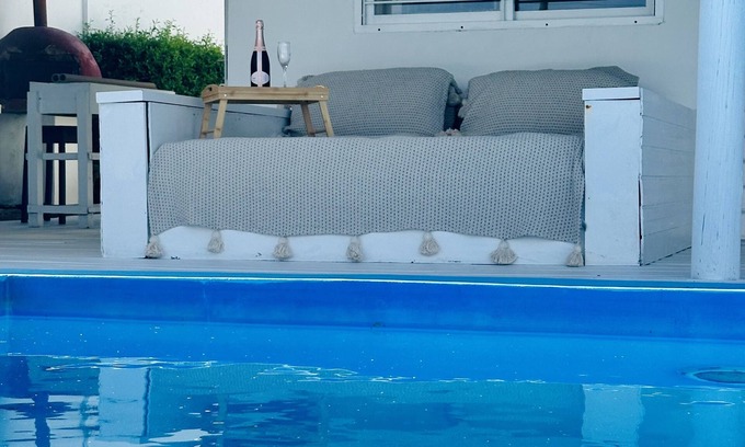 El Chorro House | El Rancho: Casa de vacaciones definitiva