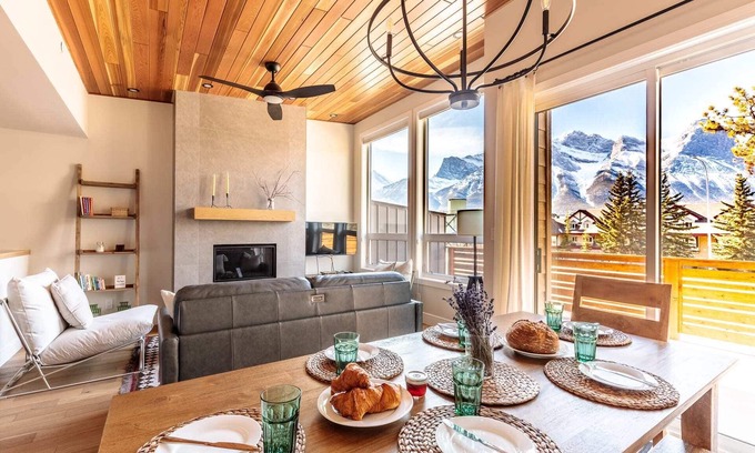 Teepee Town House | El Refugio - Private Townhouse with Amazing Views