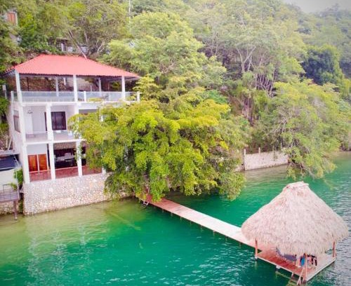 Jobompiche House | El Remate Panoramic View House 3 Levels Peten