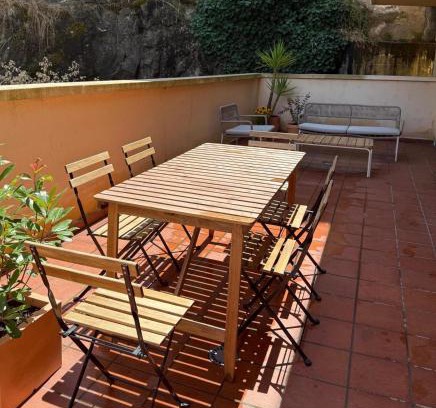 Abena Apartment | El rincón de Sardas