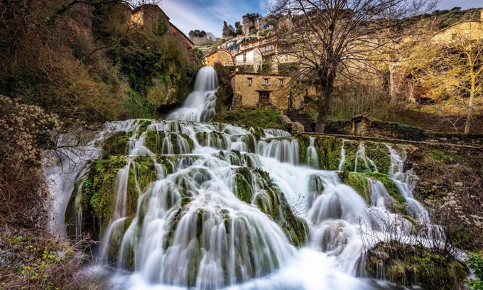 Orbaneja del Castillo House | El Salto del Agua Auténtico El Molino de la Cascada Orbaneja