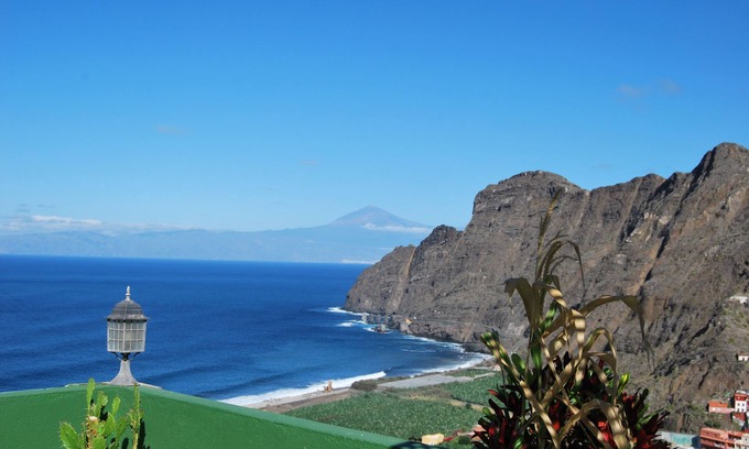 Hermigua Cottage | El Silbo II Wonderful views of the sea and the Hermigua valley. Nature and peace