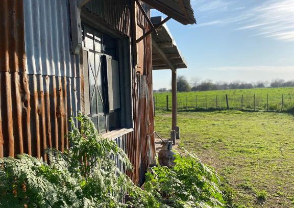 Partido de Navarro House | El Tambo - Hospedaje Rural